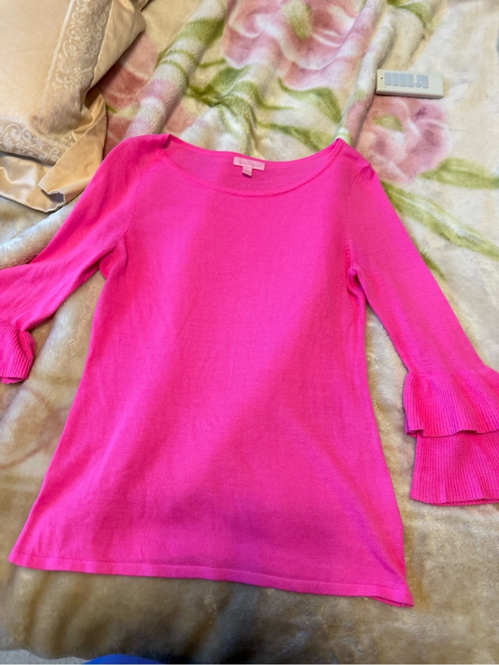 Lilly Pulitzer Bright Pink Ruffled Sleeve Sweater size S
